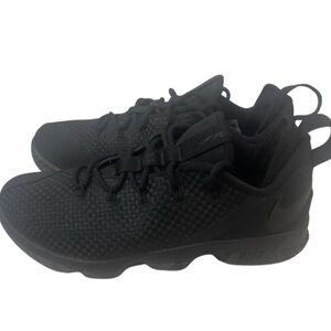 Nike LeBron Xiv Low Triple Black size 12 Athletic Sneakers